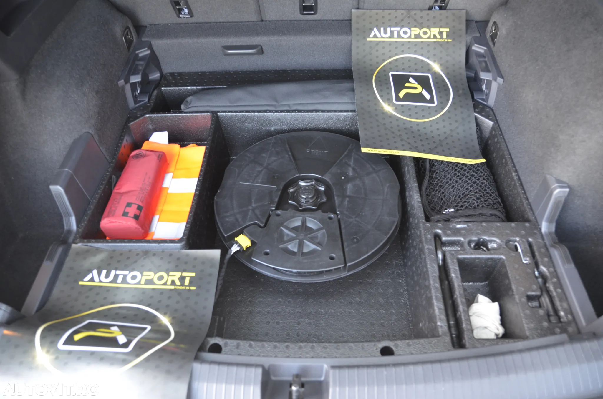 Volkswagen Tiguan Allspace 2.0 TDI SCR 4Motion DSG R-Line - 38