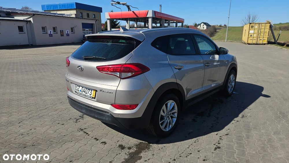 Hyundai Tucson blue 1.7 CRDi 2WD Style - 4
