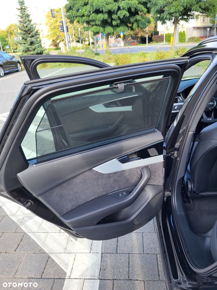 Audi A4 Avant 35 TFSI mHEV S Line S tronic - 22