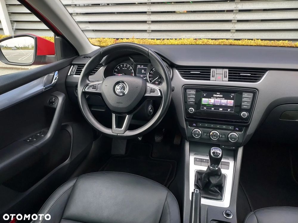 Skoda Octavia 2.0 TDI Elegance - 30