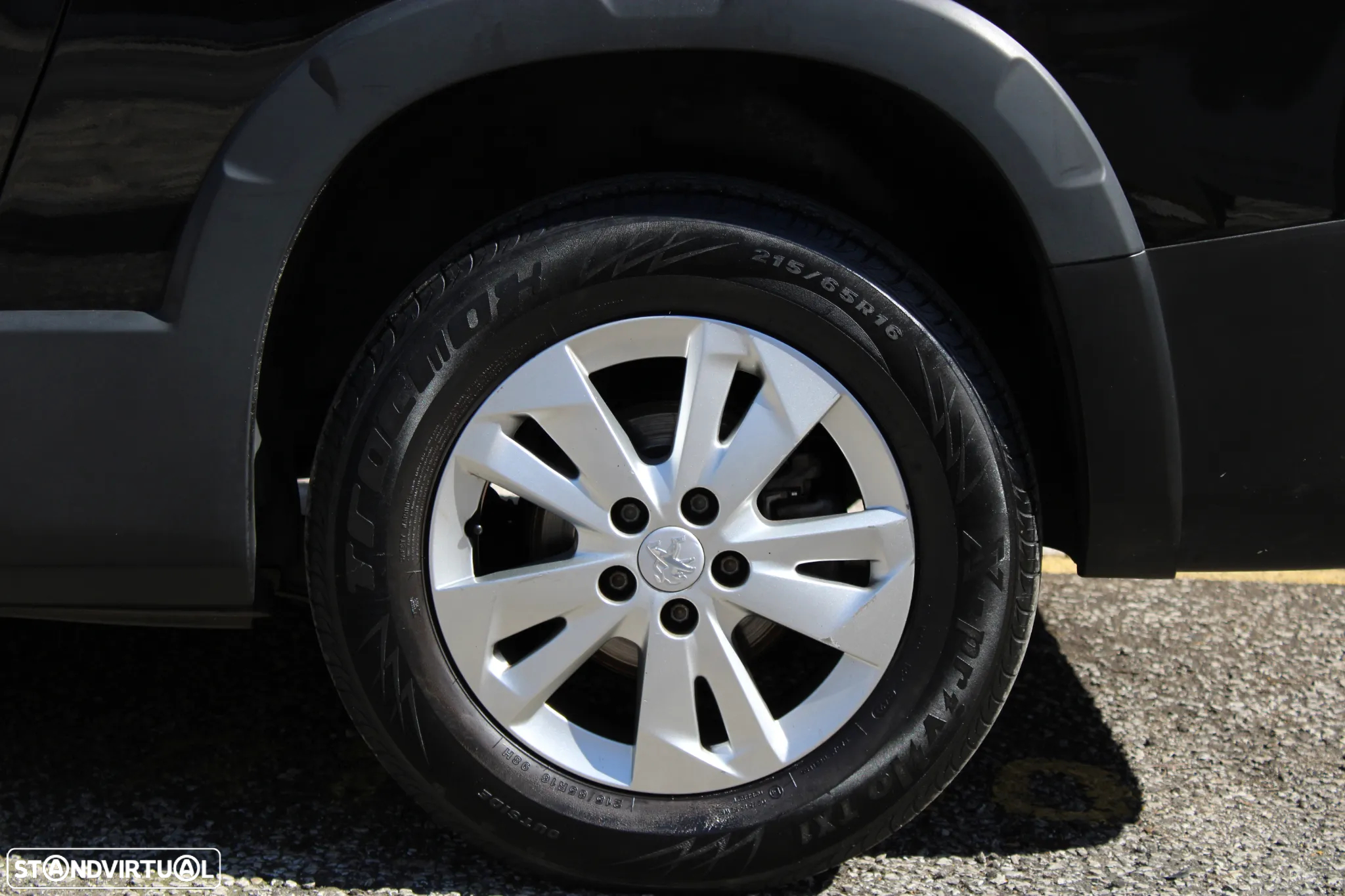 Peugeot Rifter 1.5 BlueHDi Longa Allure Pack 7L - 20