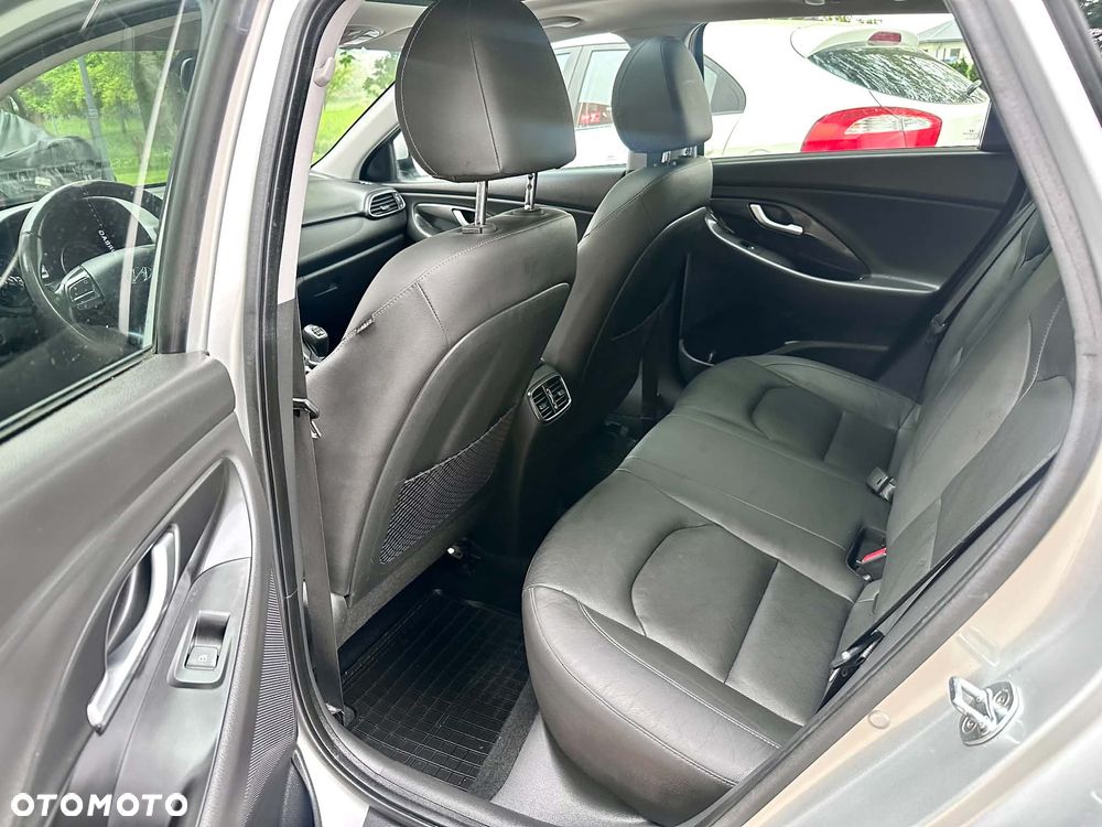 Hyundai i30 - 25