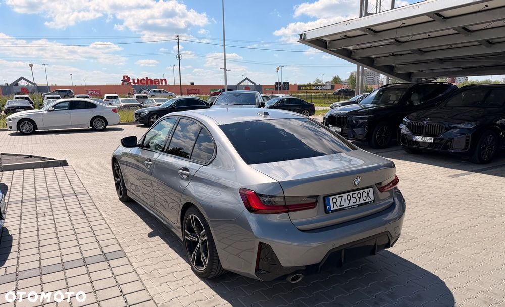 BMW Seria 3 318i M Sport - 9