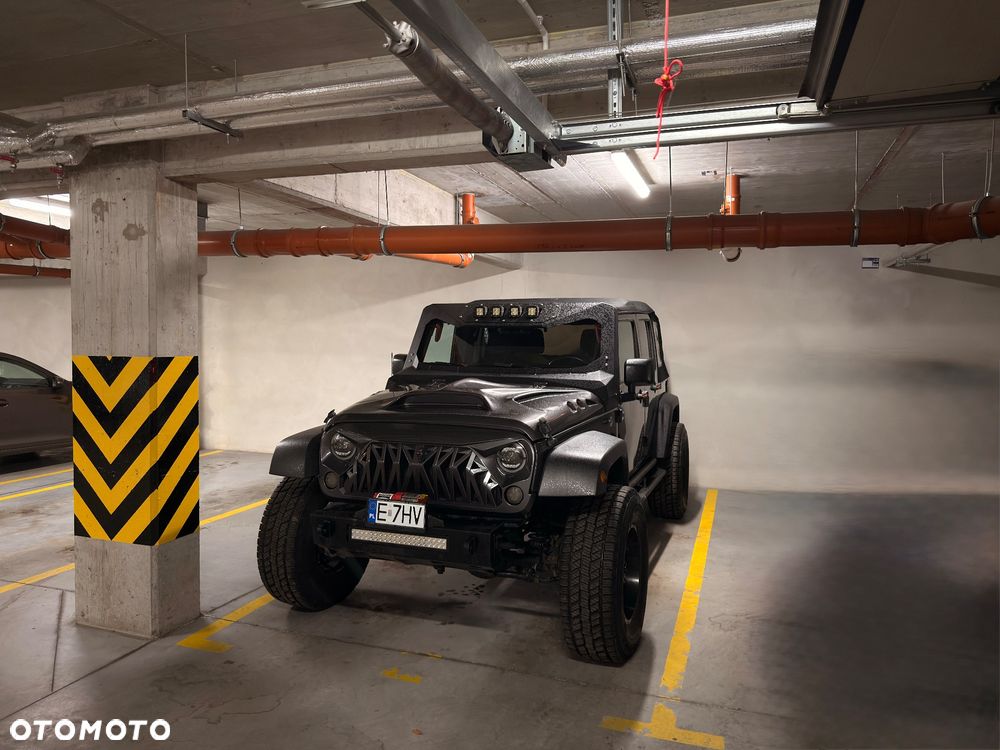 Jeep Wrangler - 15