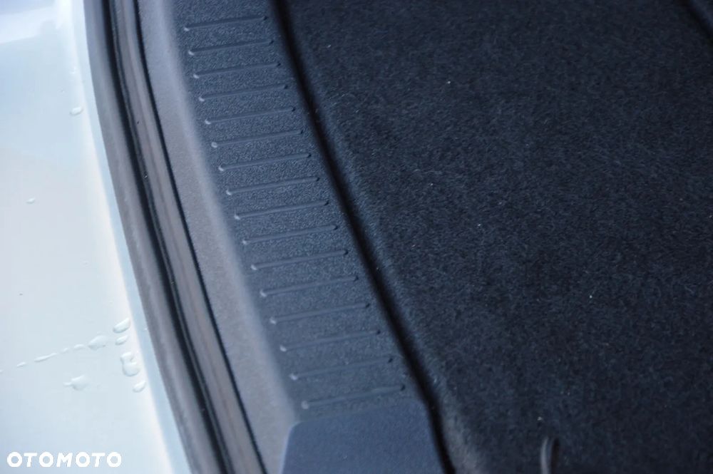 Toyota Corolla Verso 1.6 Sol - 12