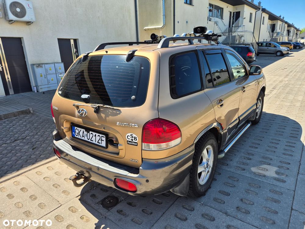 Hyundai Santa Fe 2.0 CRDi 4WD GLS - 4