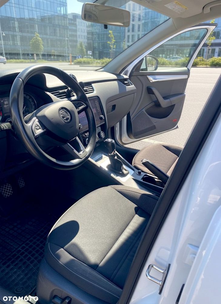 Skoda Octavia 1.5 TSI ACT Ambition DSG - 6