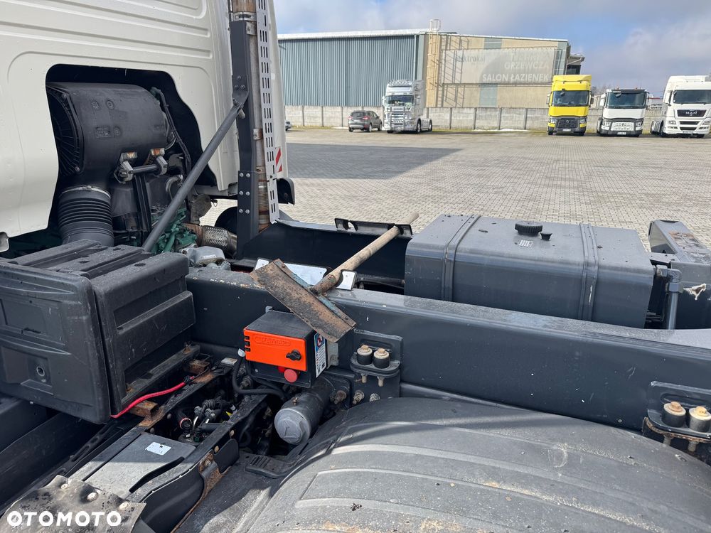 Volvo FMX 460 13L 8x4 MEILLER HYDROBURTA ładne i zadbane - 15