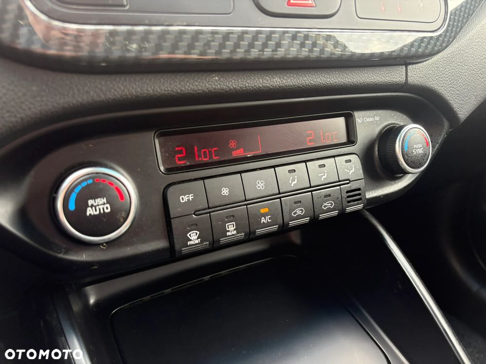 Kia Carens 1.6 GDI Edition 7 - 17