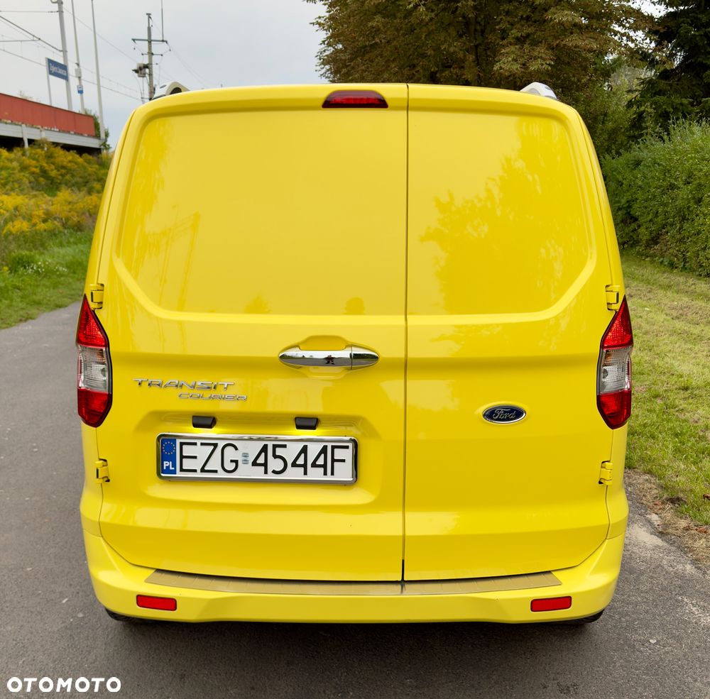 Ford Transit Courier - 3
