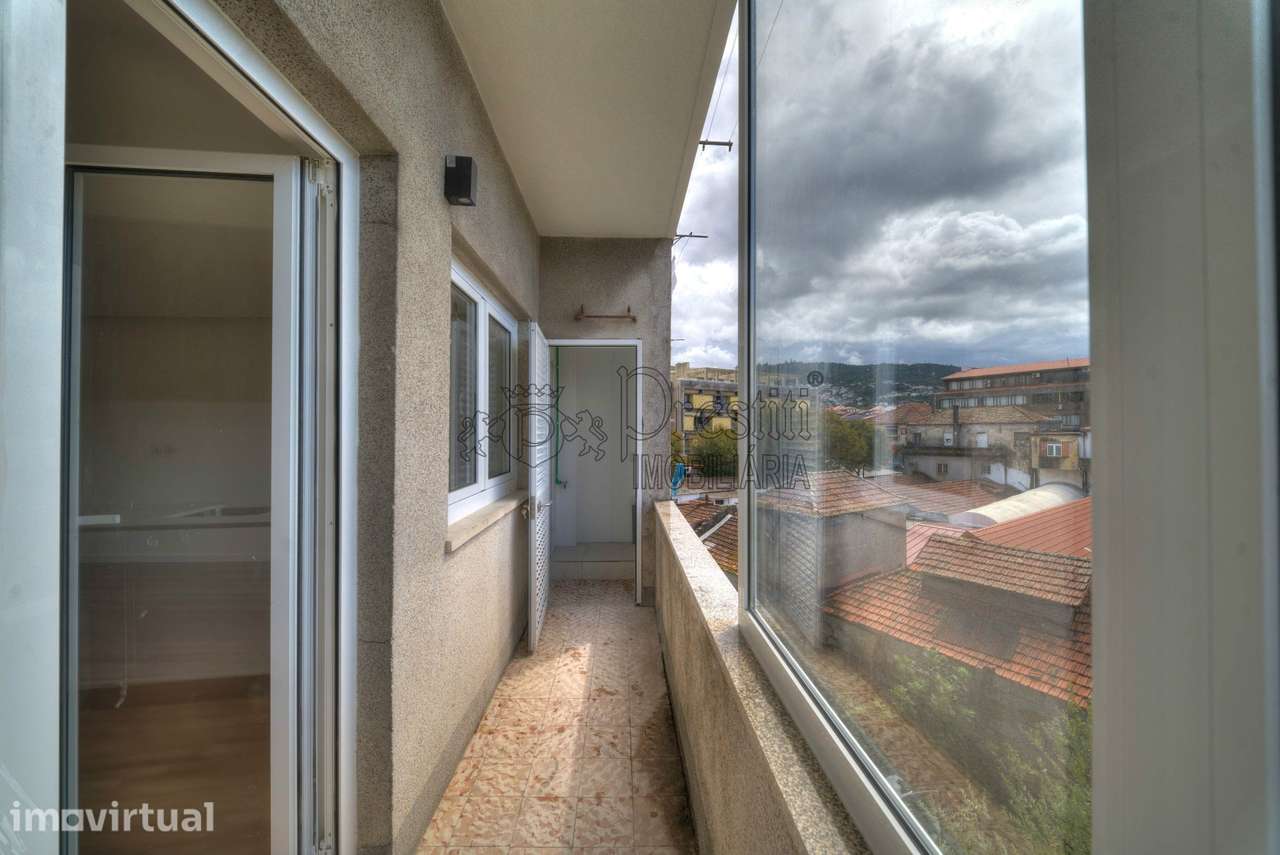 Apartamento T3 Remodelado na Cidade - Grande imagem: 5/15
