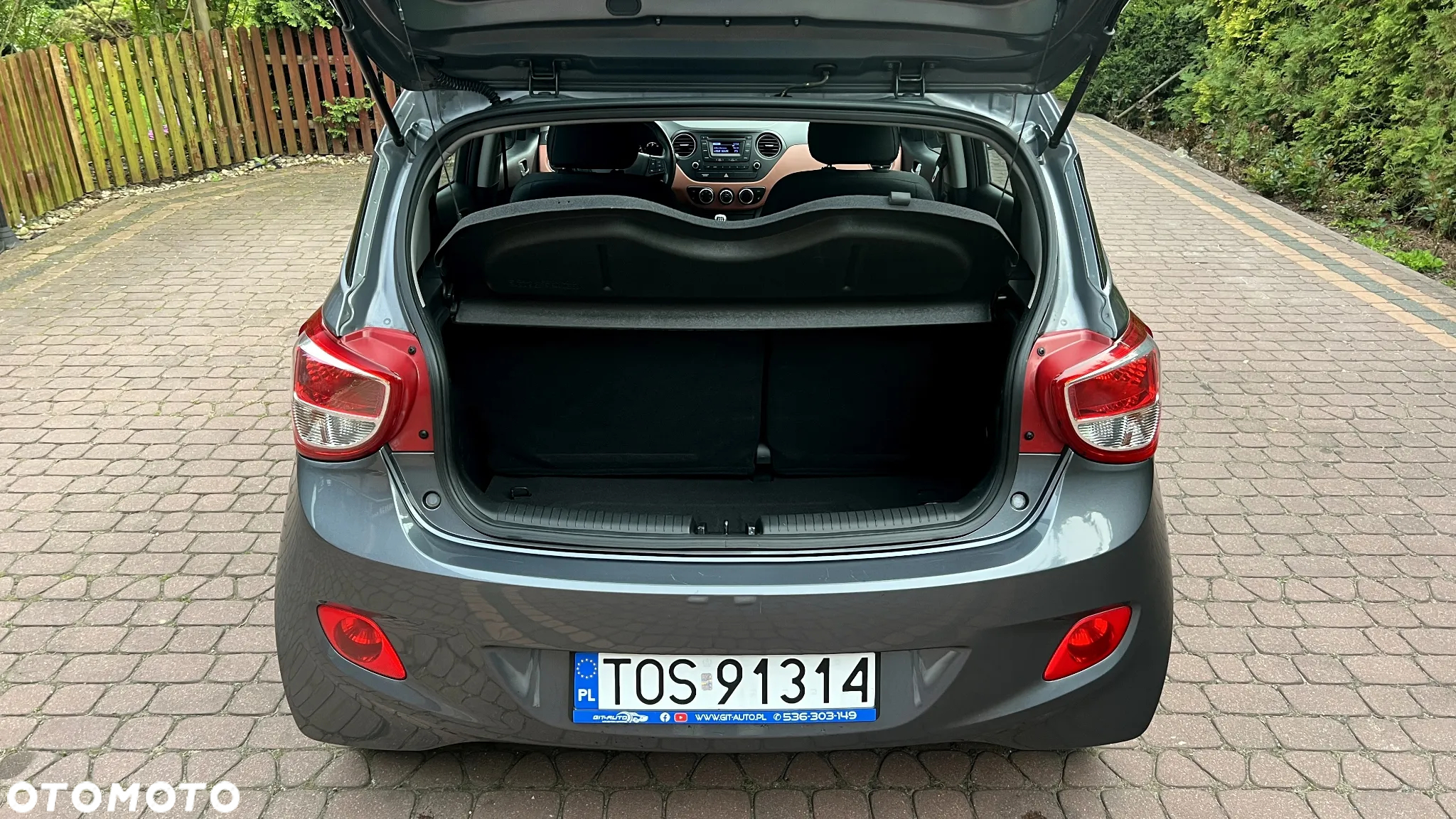 Hyundai i10 1.0 Fifa World Cup Edition - 31