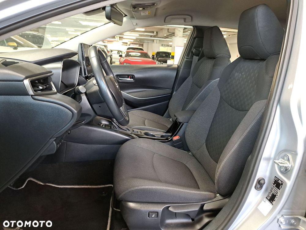 Toyota Corolla 1.8 Hybrid Comfort - 12