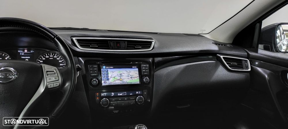 Nissan Qashqai 1.5 dCi Tekna - 26