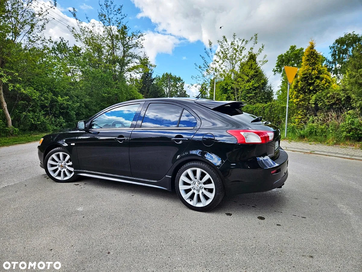 Mitsubishi Lancer 1.8 Instyle NAVI CVT - 9