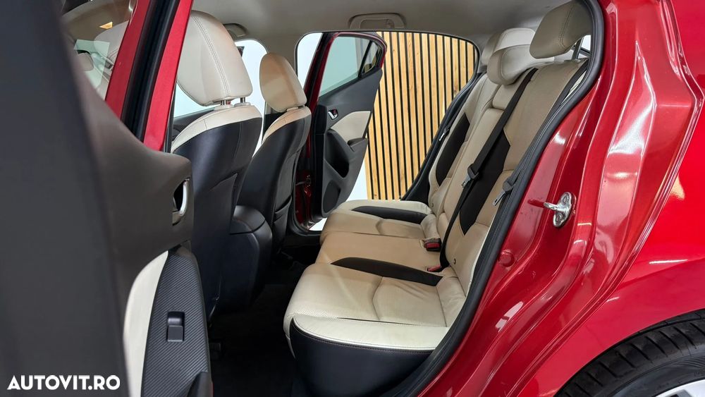 Mazda 3 SKYACTIV-D 150 Sports-Line - 9