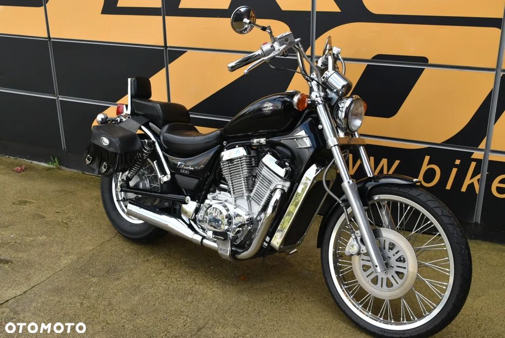 Suzuki Intruder