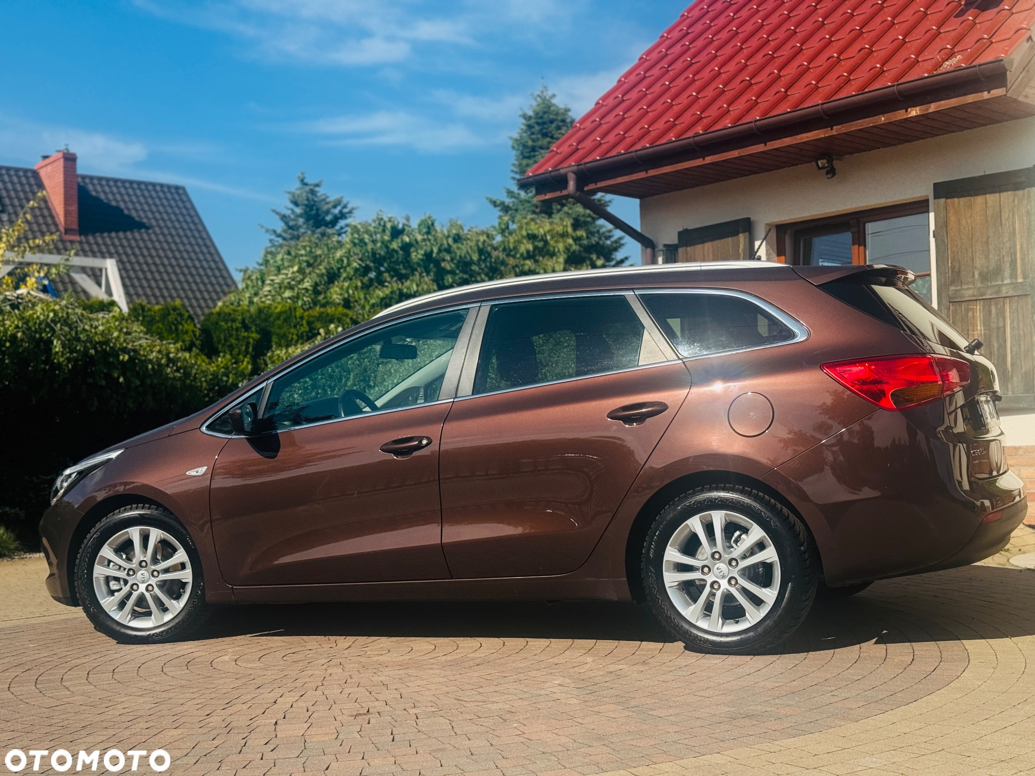 Kia Ceed 1.6 GDI ISG SW Platinum Edition - 20
