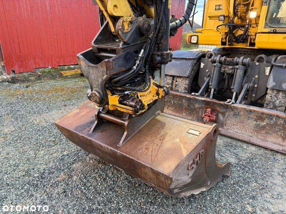 Komatsu PW160-8 6450mtg , 16 TON - 7