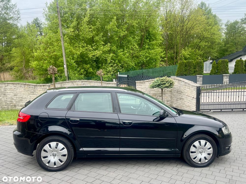 Audi A3 Sportback 1.6 TDI Attraction - 6