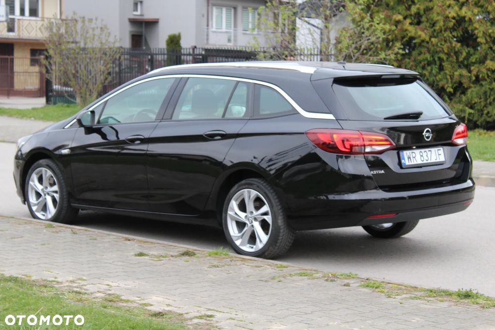 Opel Astra 1.6 D Automatik Start/Stop Edition - 1