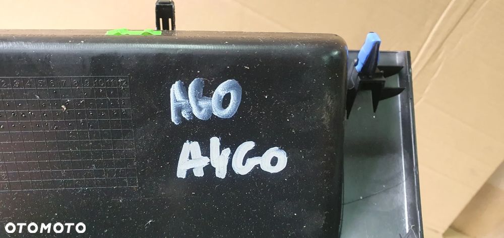Ramka radia konsoli dekor Toyota Aygo I 55405-0H010 - 9