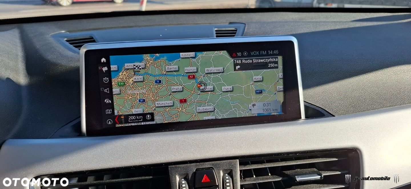BMW X1 sDrive18d Advantage - 16