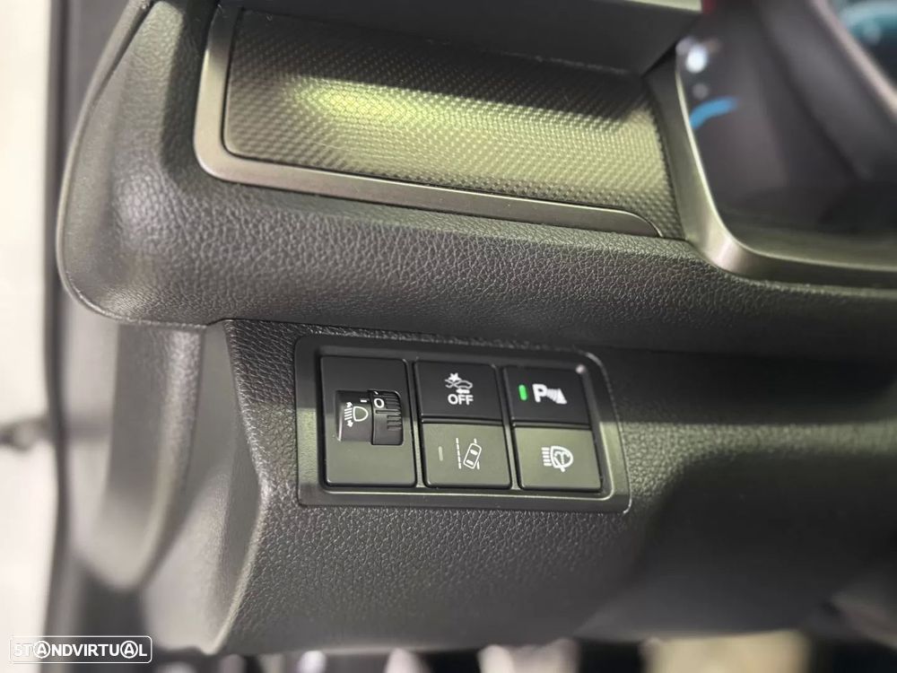 Honda Civic 1.0 i-VTEC Executive Premium - 31