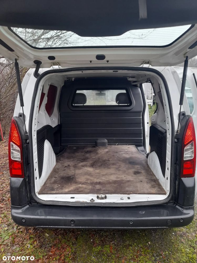 Peugeot Partner - 11