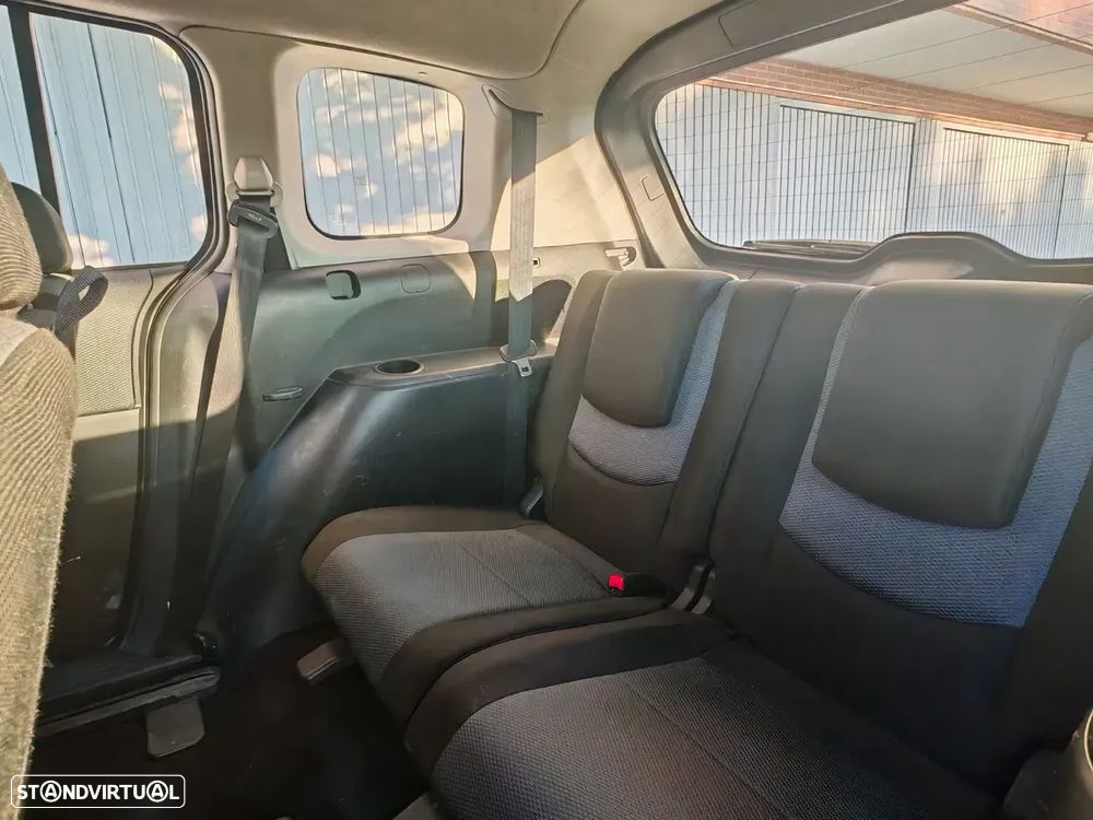 Mazda 5 MZR-CD 2.0 Exclusive - 16