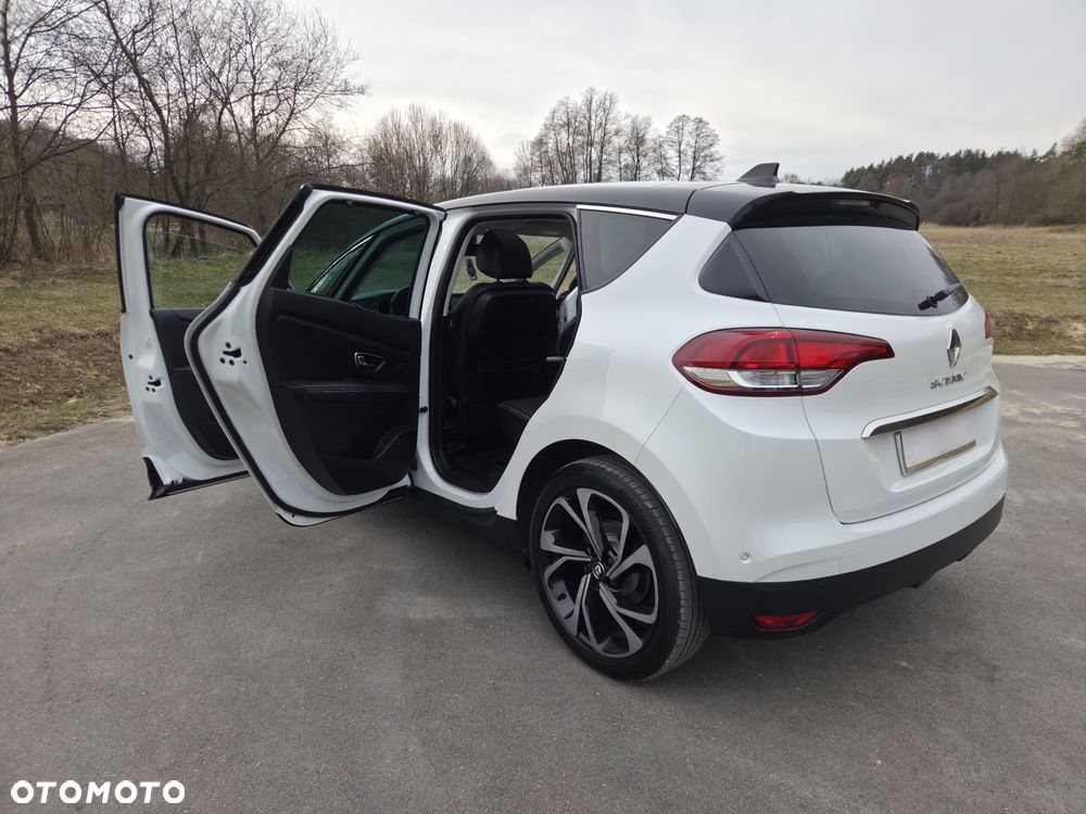 Renault Scenic BLUE dCi 120 EDC BUSINESS EDITION - 23