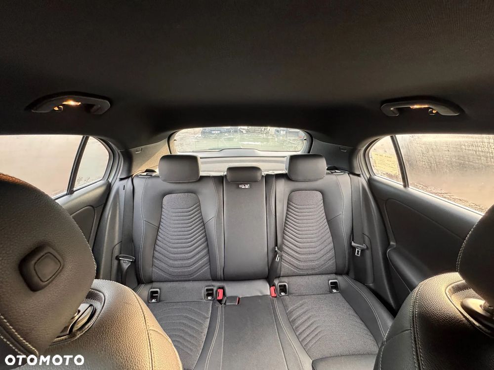 Mercedes-Benz Klasa A 180 d Edition 1 7G-DCT - 26