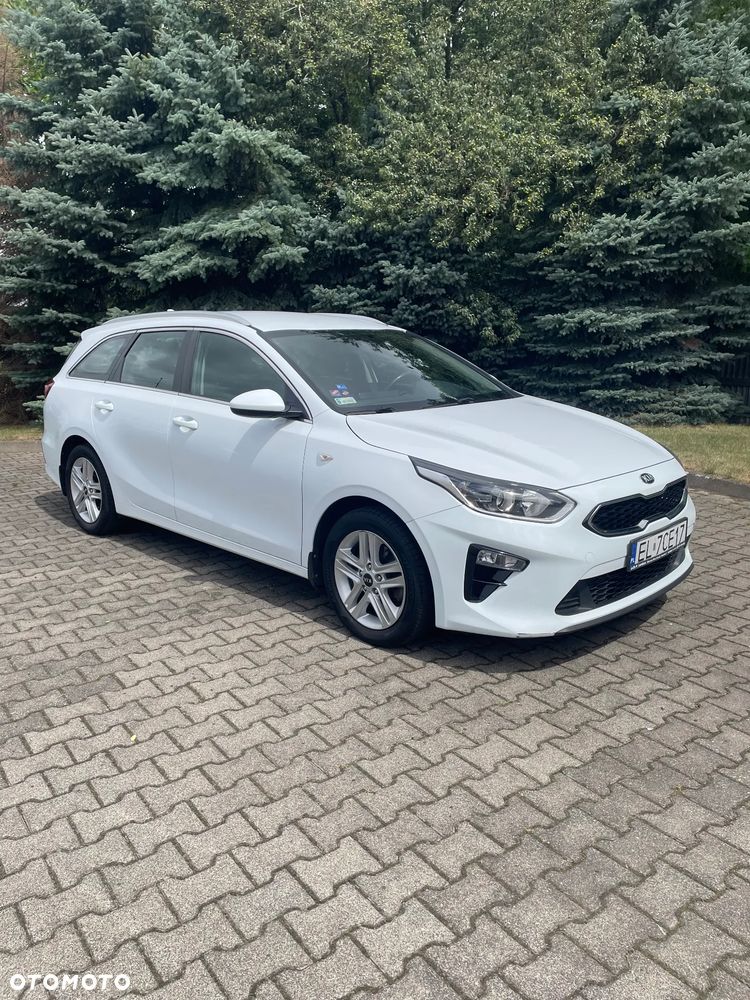 Kia Ceed 1.5 T-GDI M - 10
