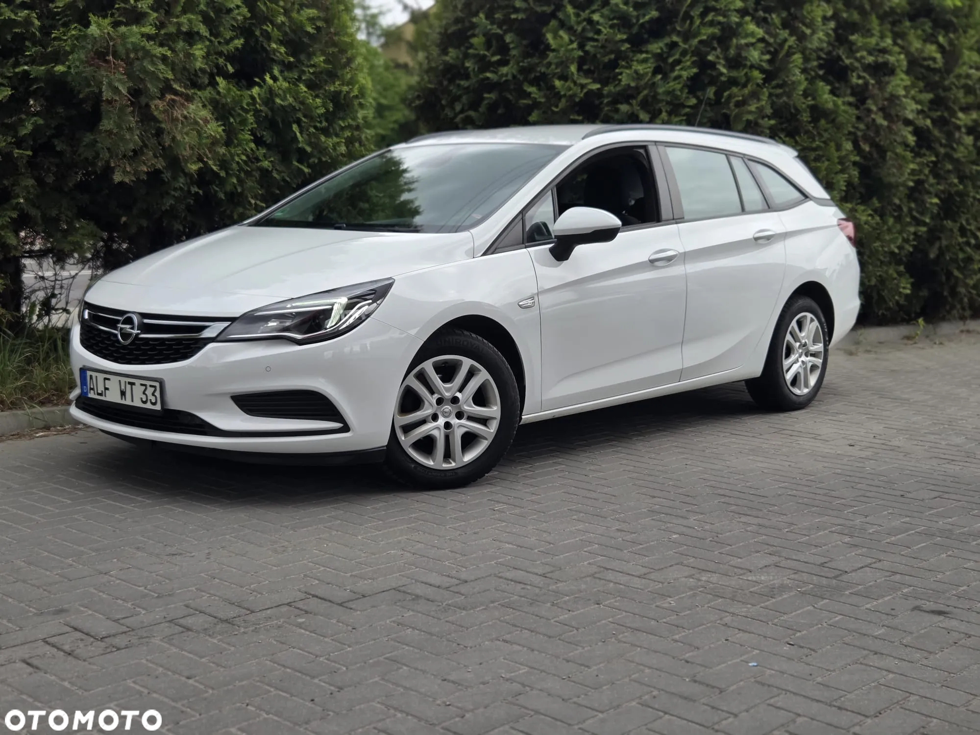 Opel Astra 1.4 Turbo Start/Stop Edition - 4