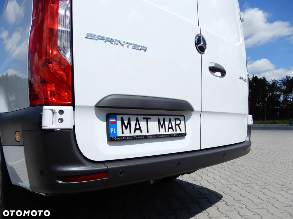 Mercedes-Benz Sprinter 317 CDI 170 Km L2H2 Furgon Blaszak Rozstaw Osi 3665 mm Serwis ASO Stan Jak Nowy UNIKAT - 11