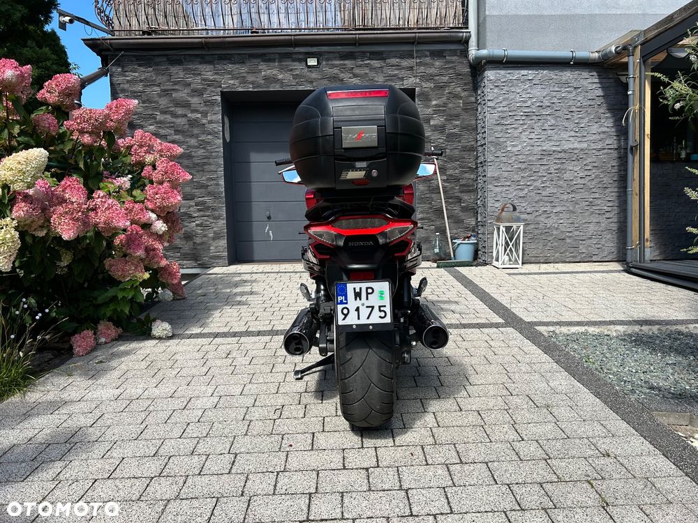 Honda CTX - 8