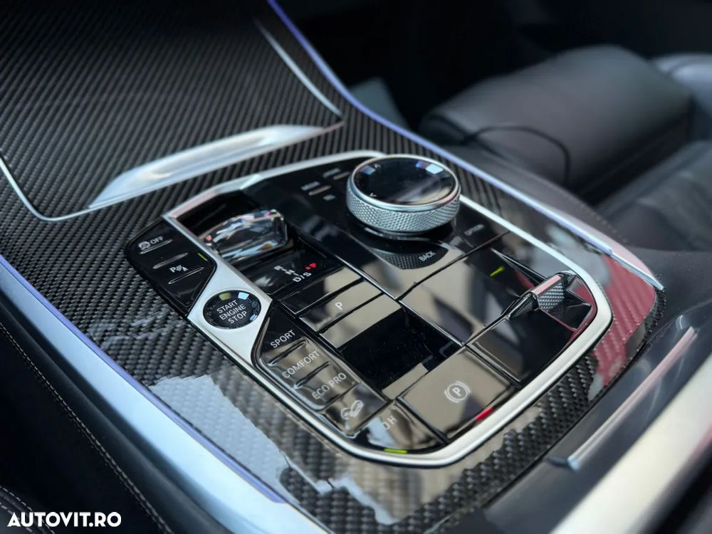 BMW X7 M60i xDrive - 32