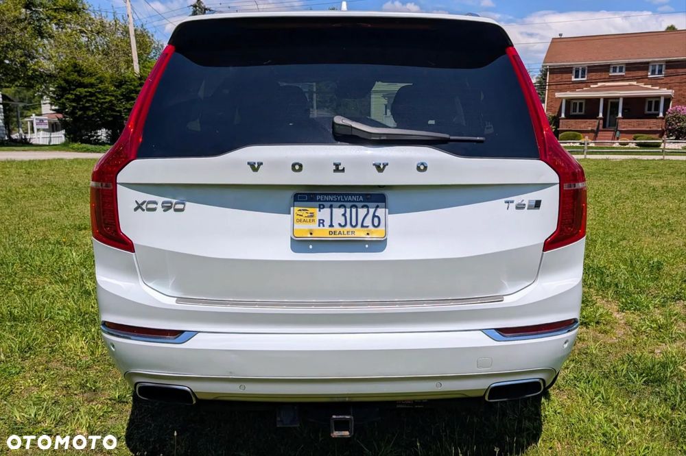 Volvo XC 90 - 5