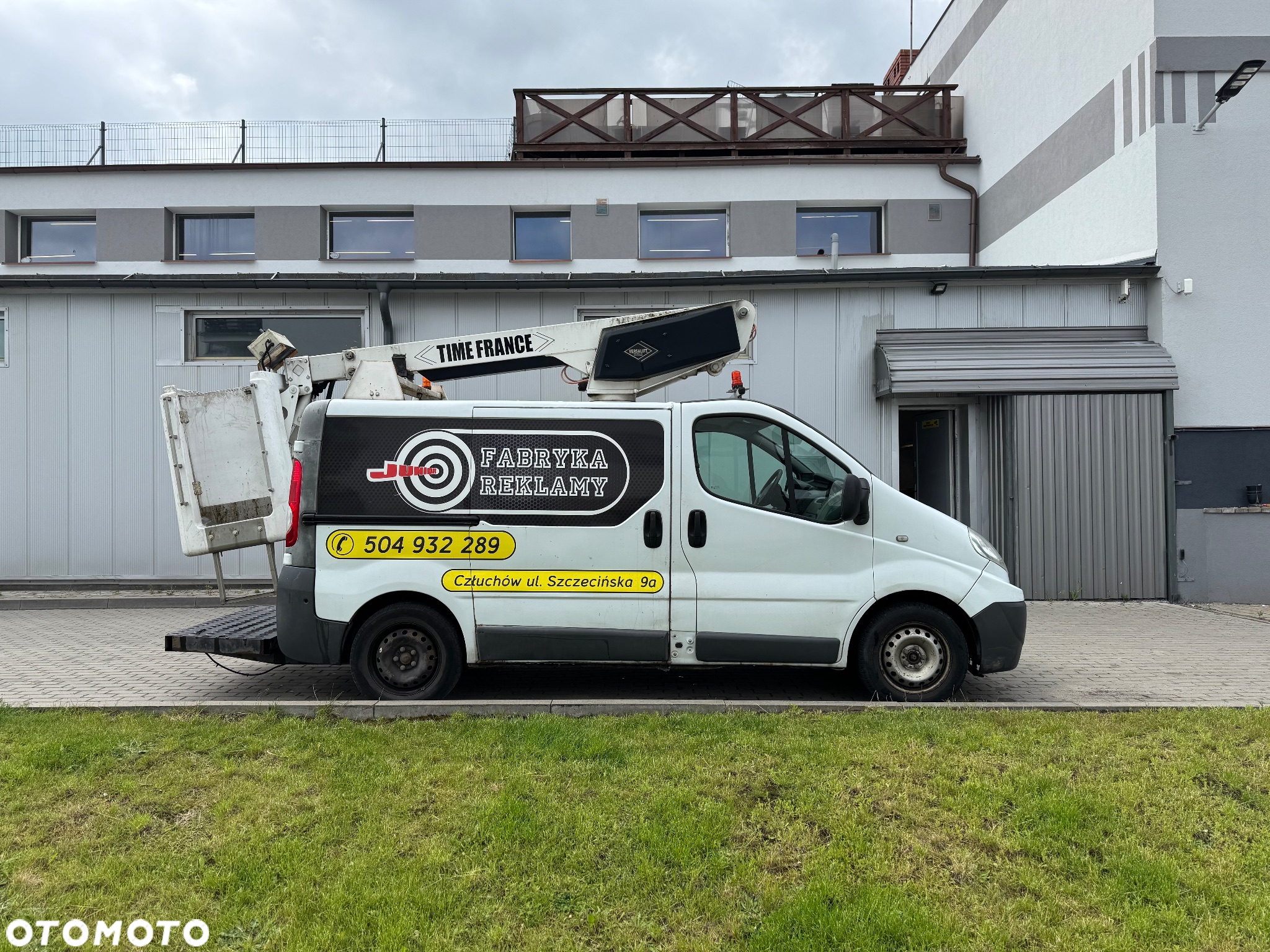 Renault Trafic - 2