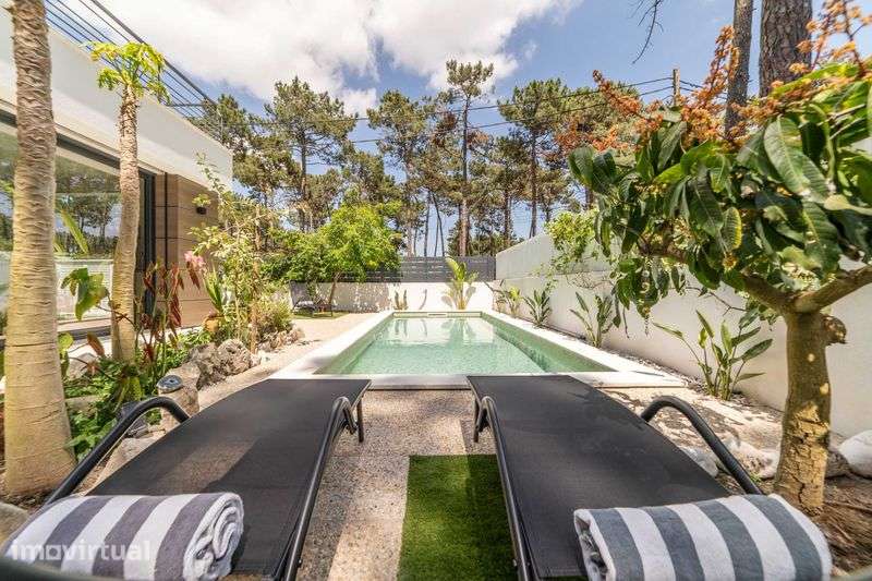Moradia Familiar T4 de Luxo na Aroeira | Piscina | Jardim | Praia - Grande imagem: 2/12