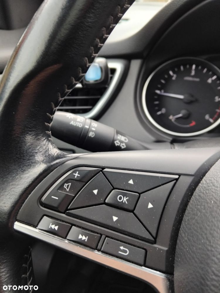 Nissan Qashqai 1.7 dCi Xtronic ALL-MODE 4x4i N-CONNECTA - 9