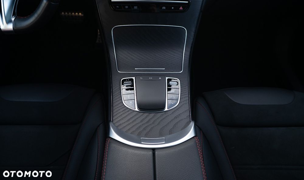 Mercedes-Benz GLC AMG 43 4Matic AMG Speedshift TCT 9G - 22
