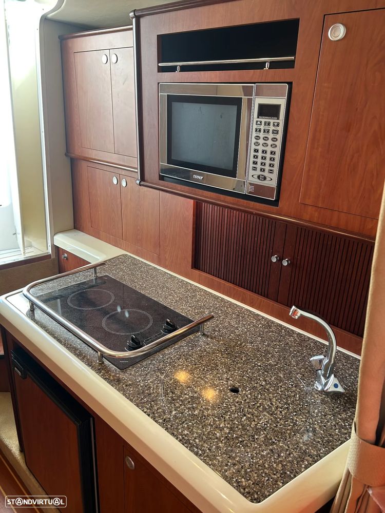 Monterey 315 Sport Cruiser - 13
