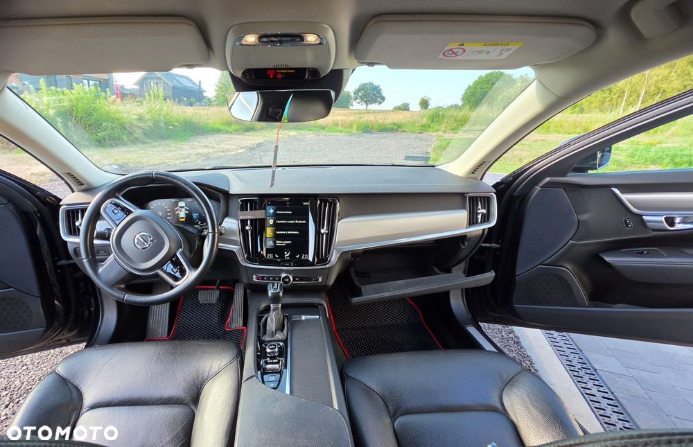 Volvo V90 D5 AWD R-Design - 1
