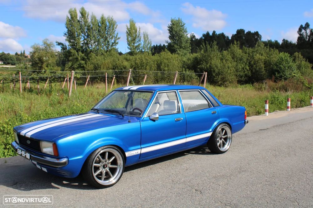 Ford Cortina - 13