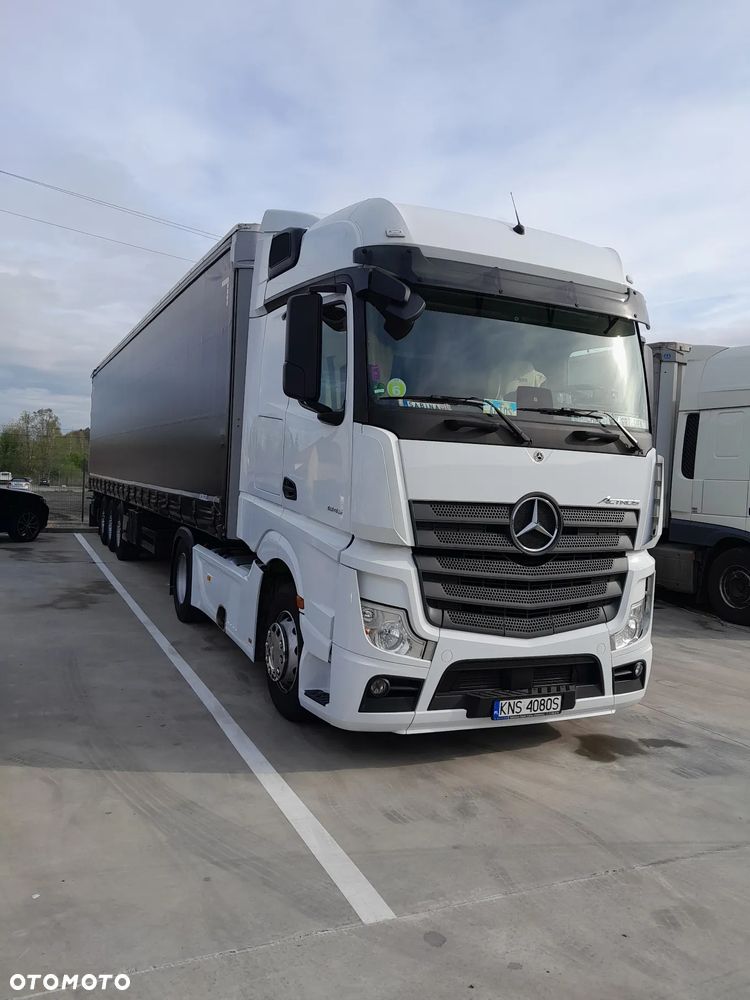 Mercedes-Benz Actros - 9