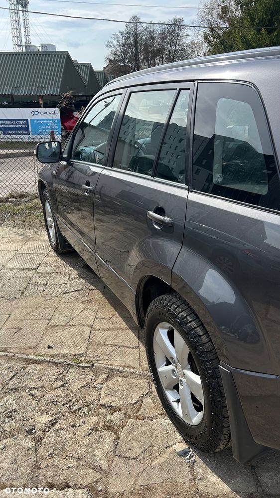 Suzuki Grand Vitara 1.9 DDiS - 9