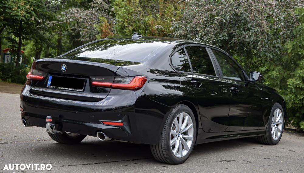BMW Seria 3 320d Aut. Sport Line - 4