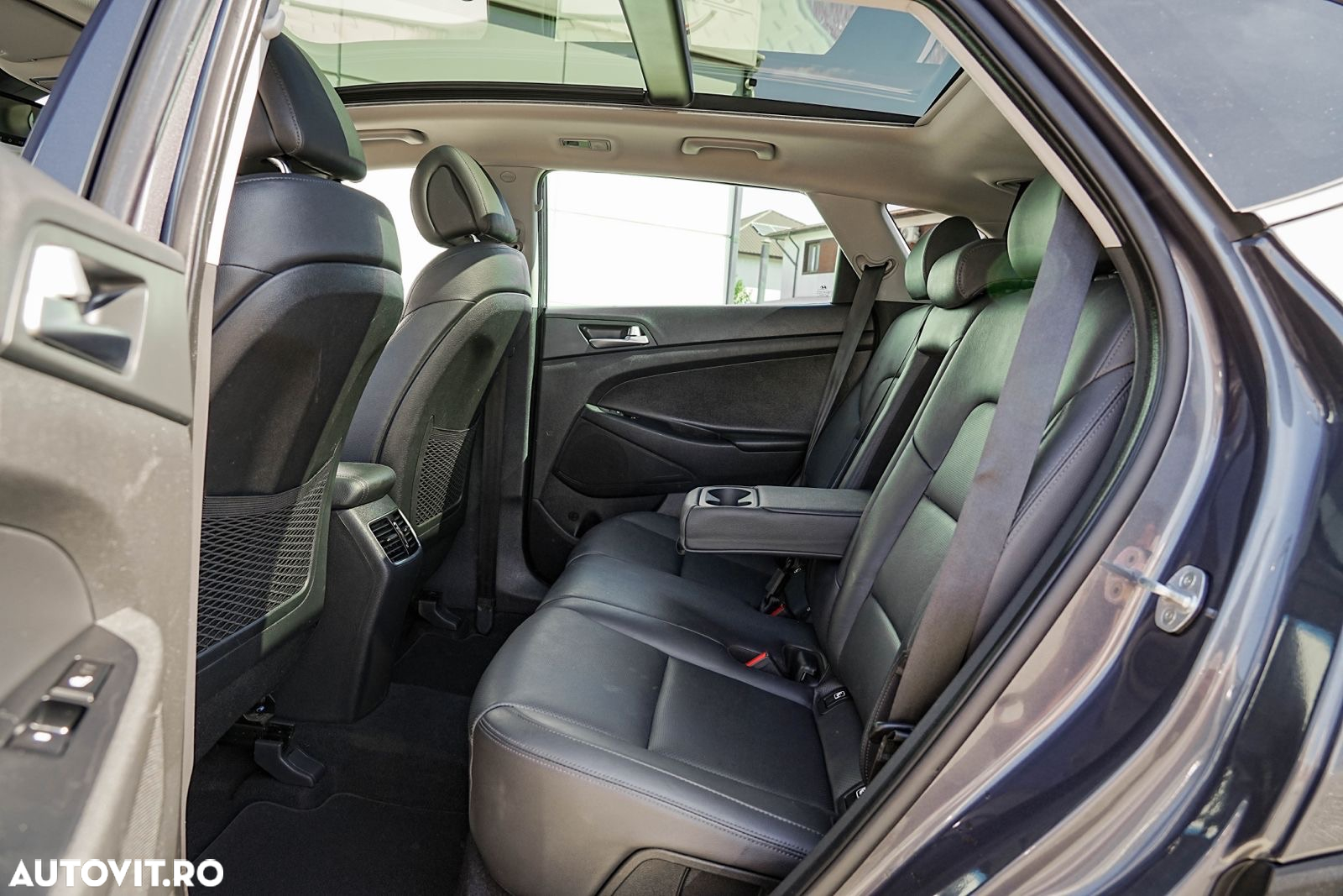 Hyundai Tucson blue 1.7 CRDi 2WD DCT Premium - 12