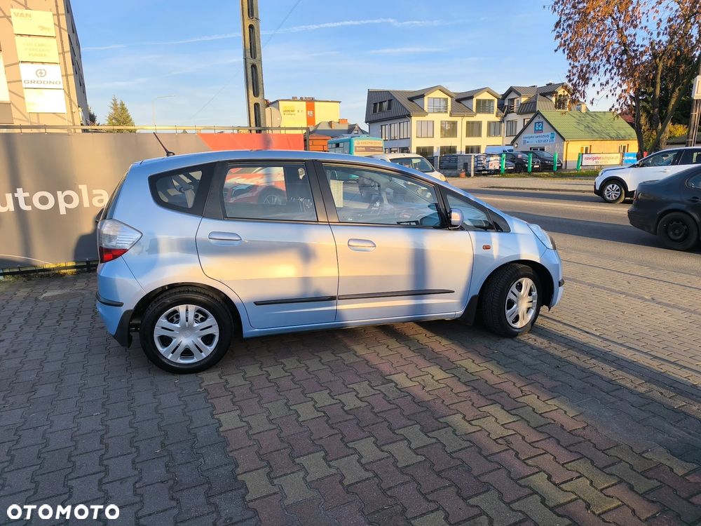 Honda Jazz 1.2 i-VTEC 50 Jahre Edition - 2